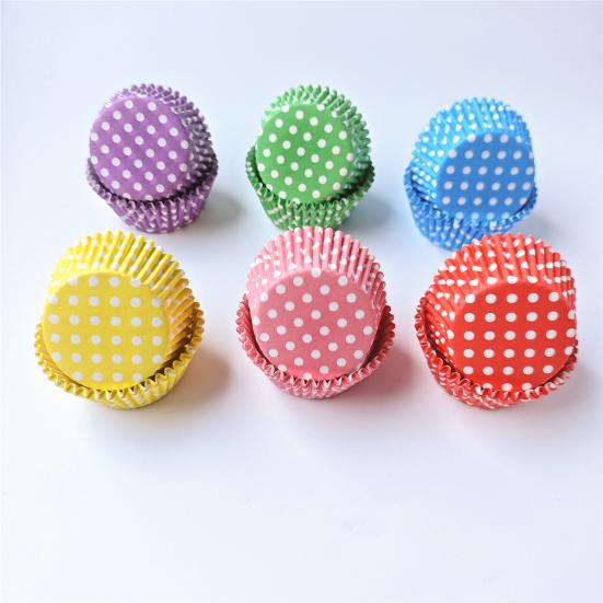 Food Grade Baking Paper 100PCS Disposable Cupcake Liners, Food-Grade Greaseproof Cups, Polka Liners Dot Print Standard Muffin Molds for Home