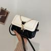 Damen Karotttasche, Neue Ketten-Umhängetasche, Vielseitig und Modisch, Kleine Quadratische Taschen für Party und Pendeln