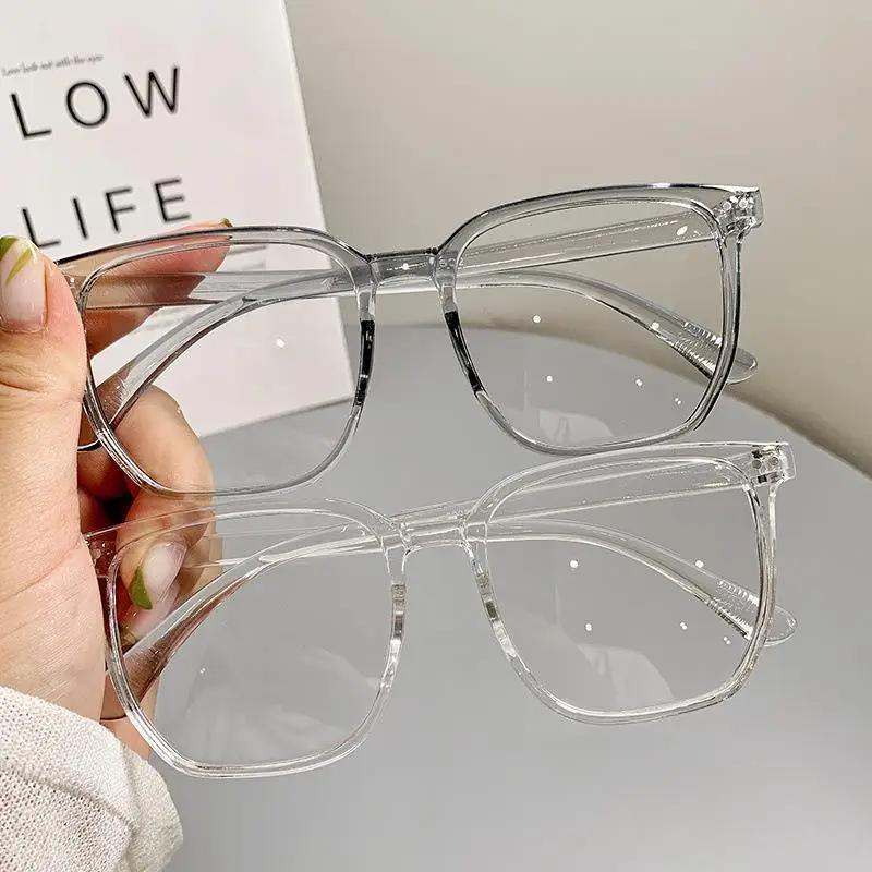 Round Eyewear Transparent Computer Glasses Frame Women Men Anti Blue Light Blocking Glasses Optical Spectacle Eyeglass
