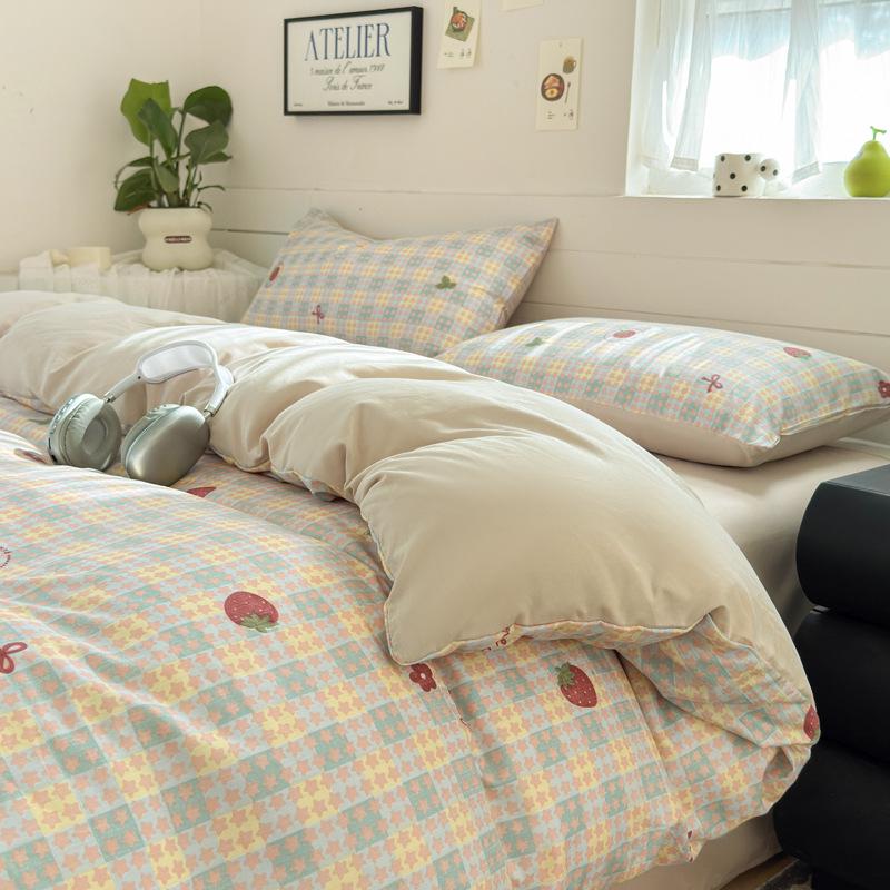 Class A Double Layer Gauze Bedding Set: Bubble Comforter Cover with Washed Cotton for Student Dorms, 3 or 4 Pieces.