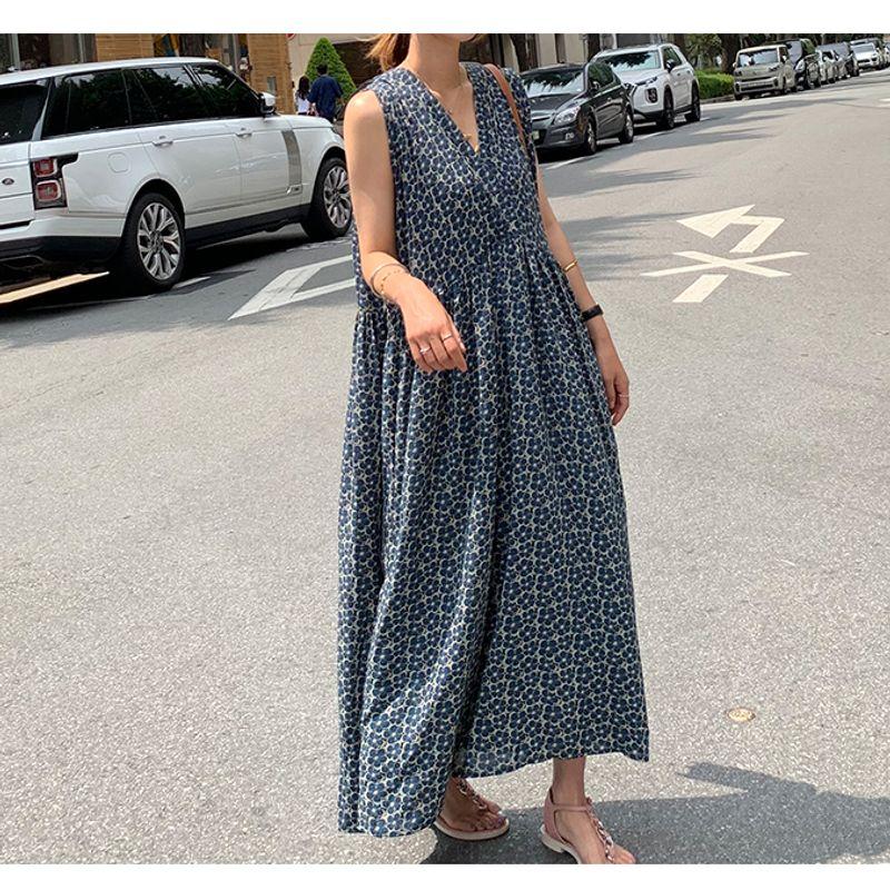 

V-neck Casual Minimalist Sleeveless Swing Dress Tank Top Blue 5XL