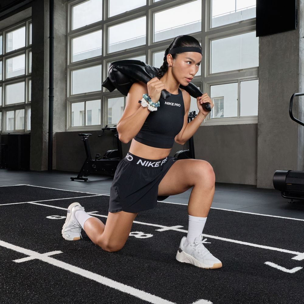 Nike Pro Sports Underwear Women's Black/White Crew Neck Moderate