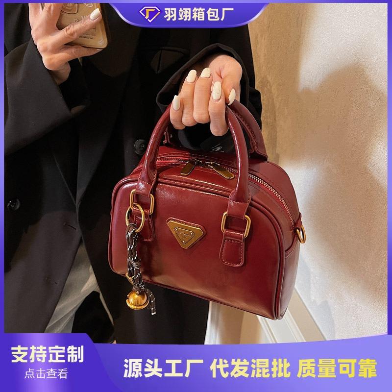 Small Bag Women's New Casual Versatile Messenger Bag Shoulder Handbag Work Pillow Bag
