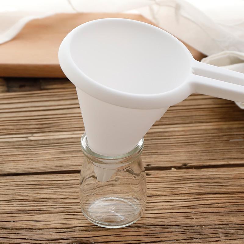 Cake Batter Dispenser & Separator with Funnel and Scale Cup