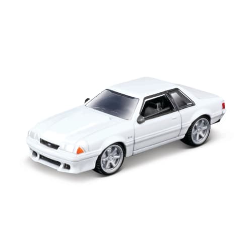 Bburago 1/64 Scale Vintage Collection Set of 5 Diecast Model Cars (18-59150 VA)