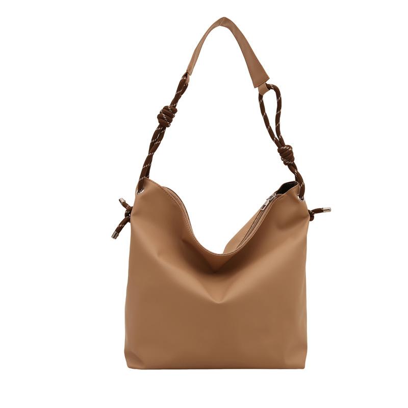 Premium texture large capacity tote bag women's autumn and winter lazy style versatile retro commuter student class shoulder bag