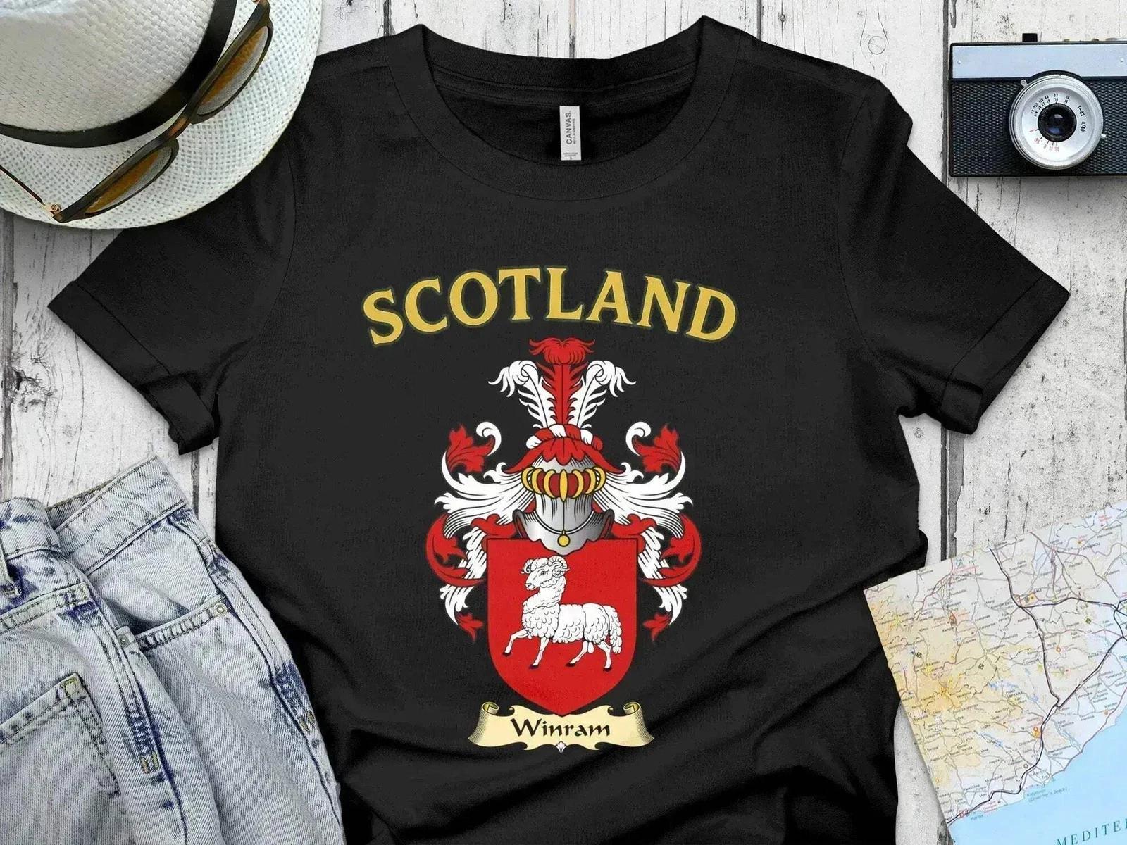 Winram Scotland Crest with Winram Banner Family T-Shirt 4XL