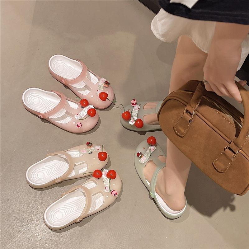Cute and cute Mary Jane hole shoes women wear non-slip thick-soled breathable cherry bag head sandals at home in summer