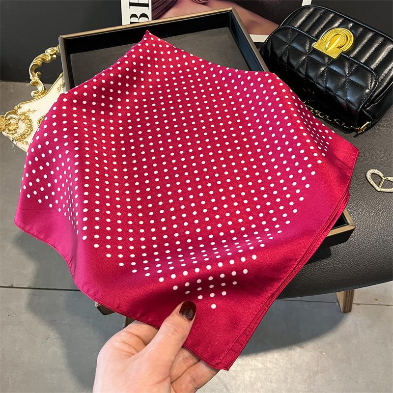 Luxury New Printed Scarves Women's Silk Scarf Spring and Summer Floral Decorations Small Neckties Hairbands Bags