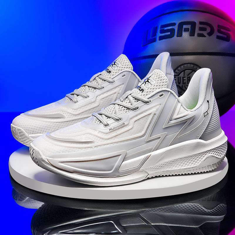 New fashion basketball shoes couple professional combat sneakers sports shoes student sports luminous sneakers support