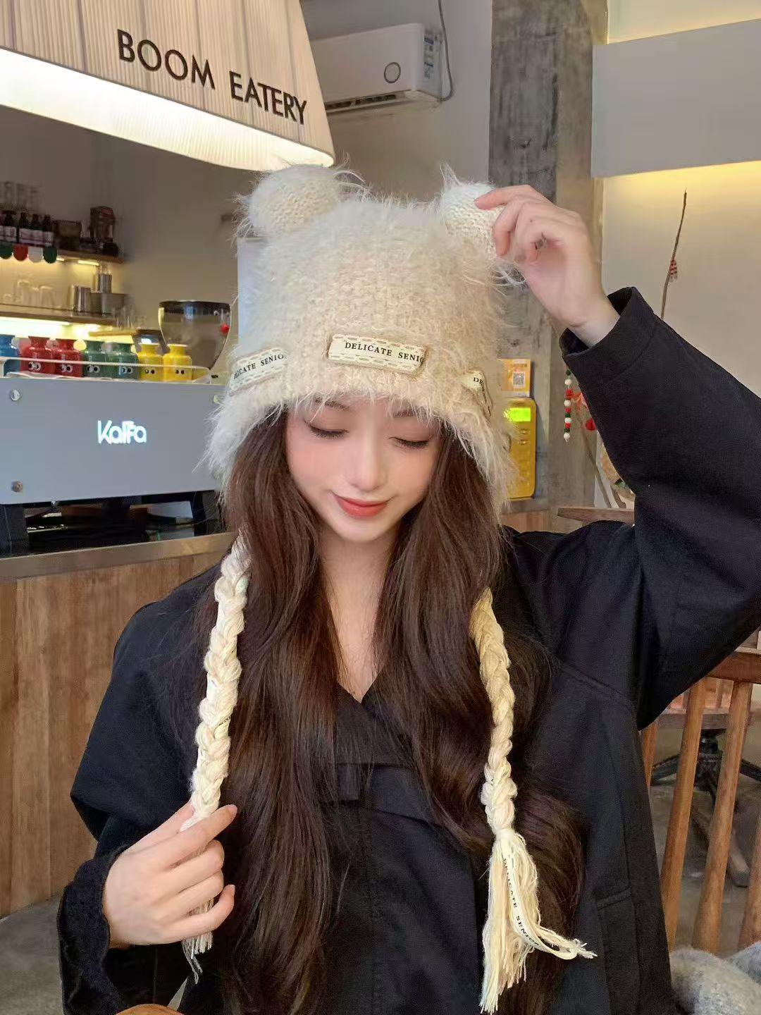 

Women s Winter Plush Teddy Bear Hat - Cute, Fluffy, Warm, Thickened, Cold-Proof, Ear Protection, Trendy 2025 Pullover Style. M (56-58cm)