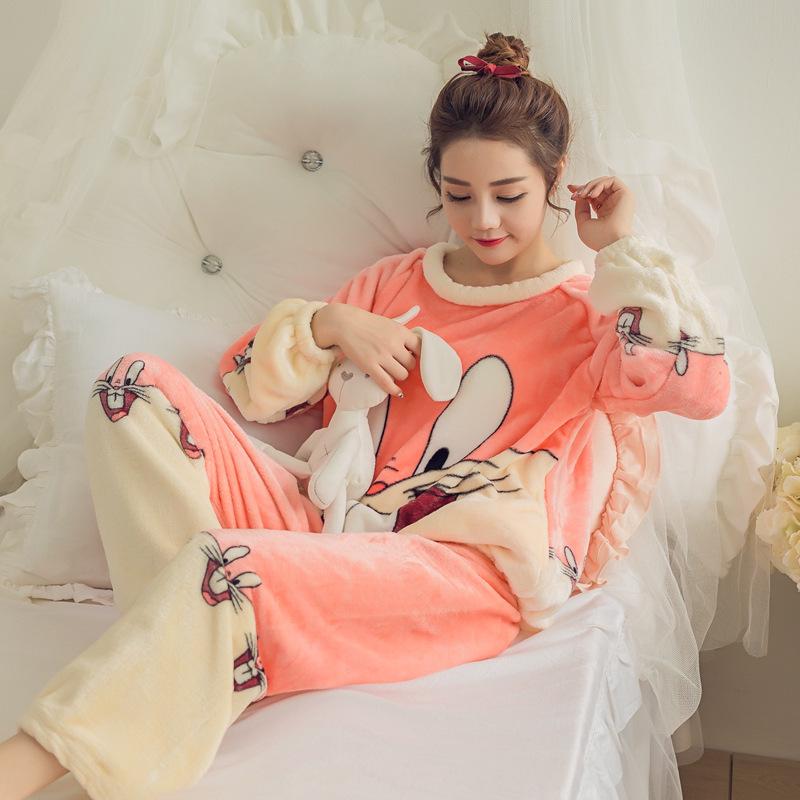 Women's Long-Sleeve Flannel Pajamas - Cute Cartoon Coral Fleece Set for Fall & Winter