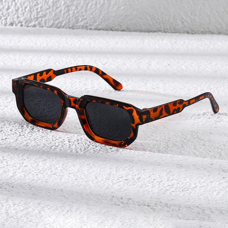 New Men Vintage Rectangle Frame Sunglasses Fashion Retro Sun Glasses Luxury Design Glasses UV400 Eyewear Women Goggles