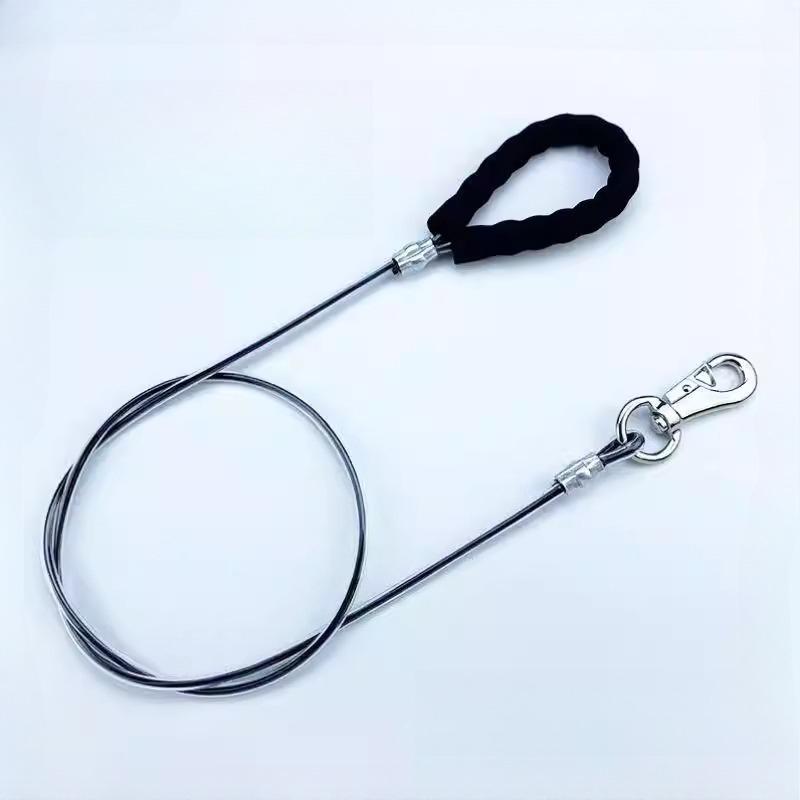 

Dog Leash Large Medium-sized Dog Rope Durable Leash Anti Bite Walking Training Dogs Rope with Comfort Foam Handle Pets Lead 0.7m чорний