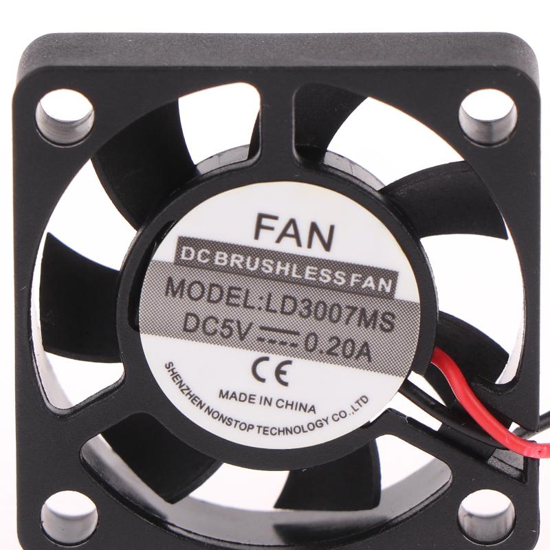 4 ks 3007 Ventilátor 30x30x7 mm Chladiaci ventilátor Bezuhlíkový chladiaci ventilátor 30 mm 1,18 palca 3,3 V 5 V DC Tichý ventilátor pre motor