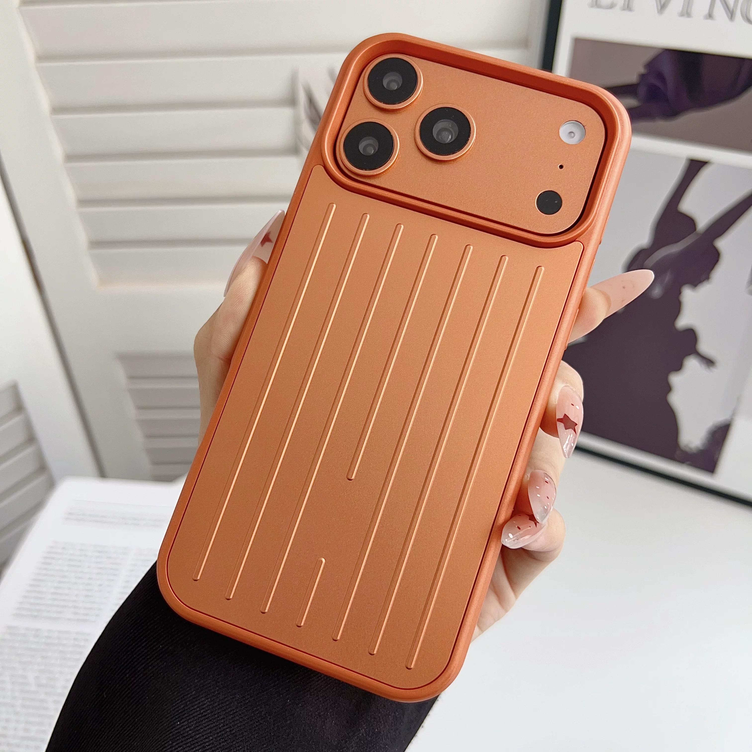 

Стильный 3D-чехол с гофрированной полосой для чемодана RIMOWA, для iPhone 17 Pro Max 16 15 14 13, из алюминиевого сплава, задняя ударопрочная крышка iPhone 17 Pro Max