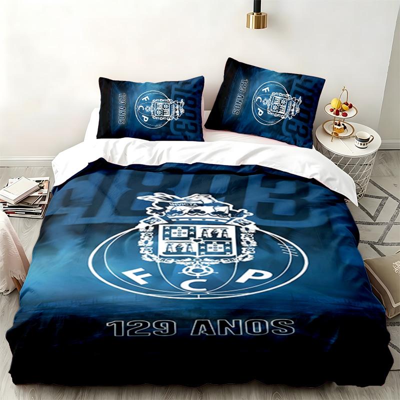 FC Porto 3pc set Perfect for bedroom use Comfortable bedding set includes a duvet cover and two pillowcases Ideal birthday or Christmas gift