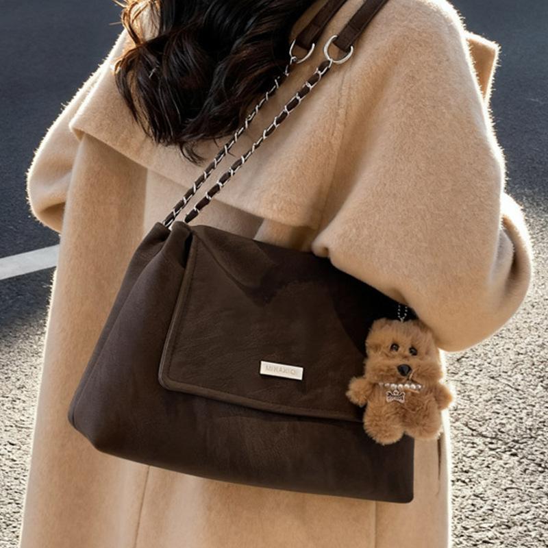 Niche and Stylish Bag, Large-capacity Commuter Tote Bag, and Fashionable Single-shoulder Bag