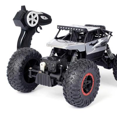 Brinquedo Elétrico de Tração nas Quatro Rodas 1:16 com Função Off-Road Material de Liga