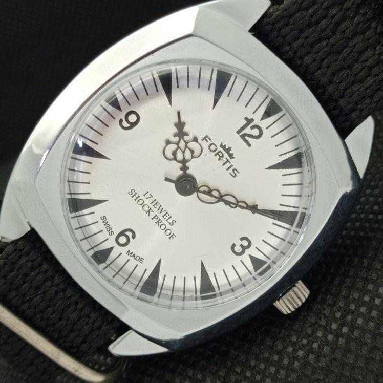 

ВОССТАНОВЛЕННЫЕ ШВЕЙЦАРСКИЕ МУЖСКИЕ НАРУЧНЫЕ ЧАСЫ FORTIS WINDING СЕРЕБРЯНЫЙ ЦИФЕРБЛАТ 622b-a416664-2 lot622b-a416664