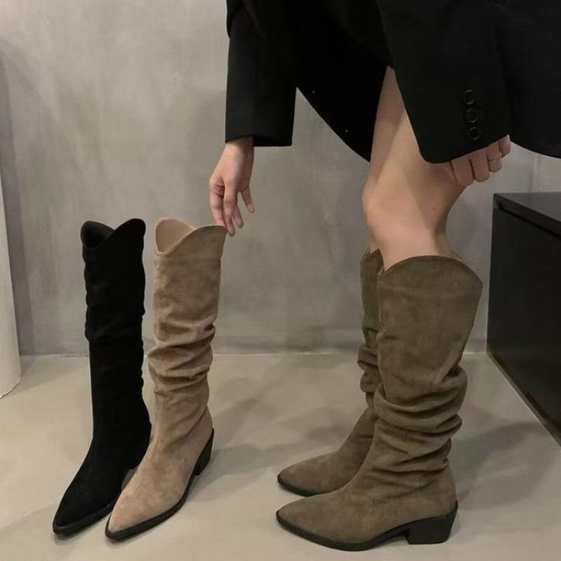 The New Shoes Are Thin, Niche, Thick-heeled, Pointed Boots and Low-heeled Long Boots