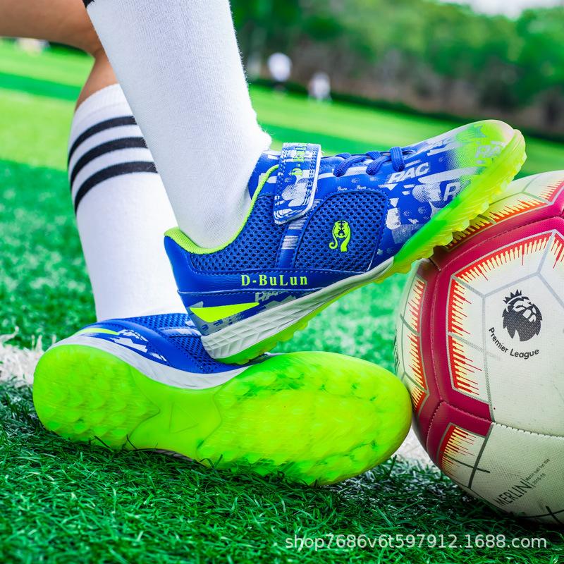 

Детские футбольные бутсы мужские и женские спортивные футбольные бутсы со сломанными шипами для учеников начальной школы для игры в футбол в зале тренировочные бутсы 31