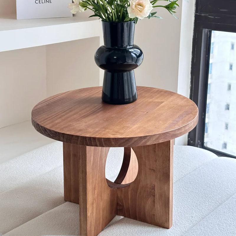 Mini-Kaffeetisch aus Massivholz, Kleiner runder Tisch im Retro-Stil für Wohnzimmer & Fensterbank, Schlichtes Design, Gemütlicher Wohnakzent