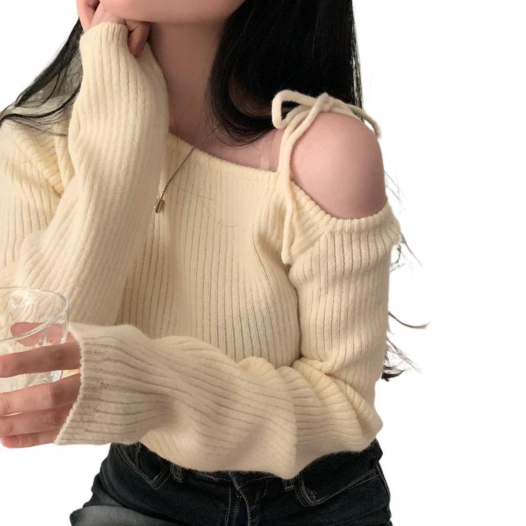 Korean Chic Design Off-Shoulder Red Slim Fit Long-Sleeve Sweater for Adults