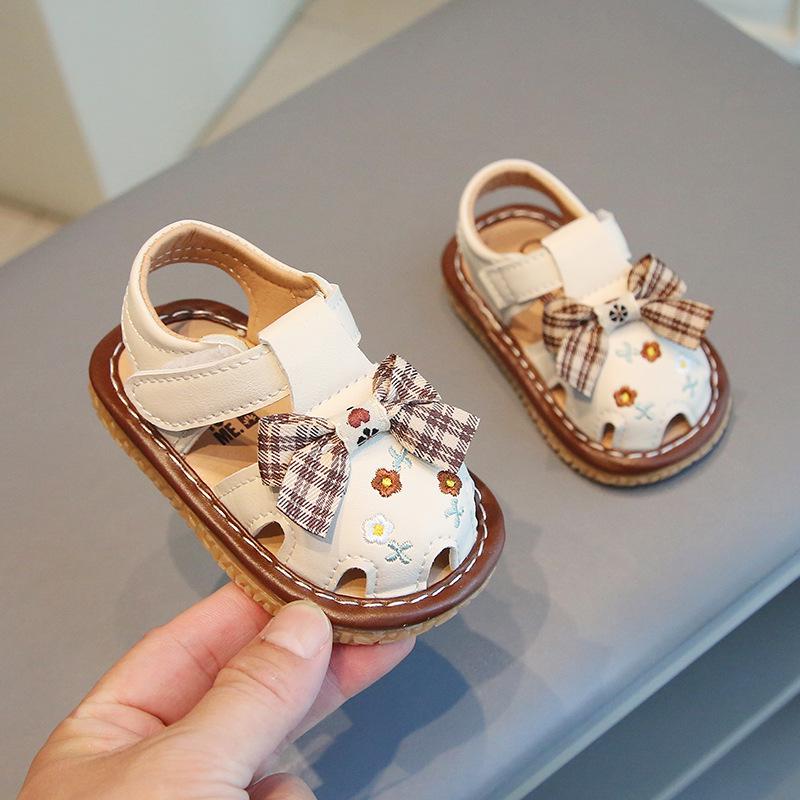 2024 Vintage Style Floral Summer Sandals for Baby Girls - Cute Squeaky Princess Shoes