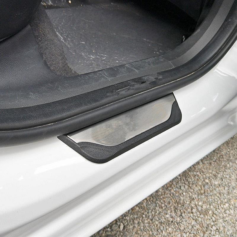For Nissan X-Trail T32 Rogue 2014-2024 2025 Door Sill Pedal Welcome Scuff Plate Decoration Cover Trim Protectors Car Accessories