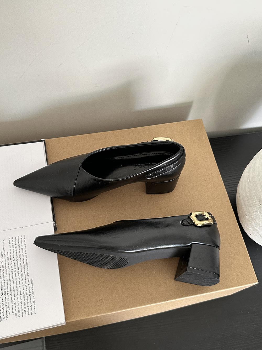 

fashion Black Brown Red Women Pumps Pointed Toe Flat Mid Heels Rivet Belt Design Shallow Slip On Office Party Pumps Nightclub Party Pump 5.5 чёрный