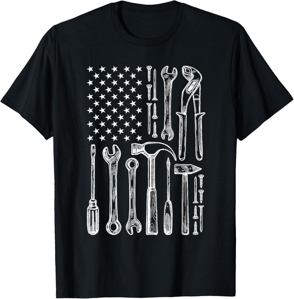 

Mechanic Carpenter Repairman Craftsman Vintage American Flag Gift Unisex T-Shirt M