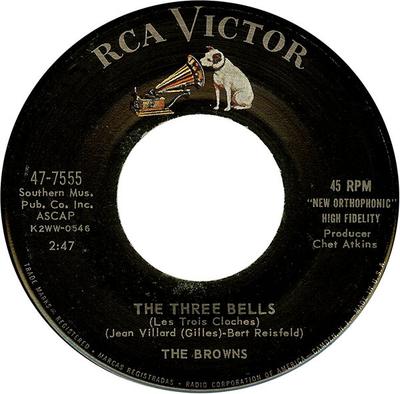 7inch Record BROWNS - The Three Bells / Heaven Fell Last  477555 RCA Victor 1959 US Pop Used