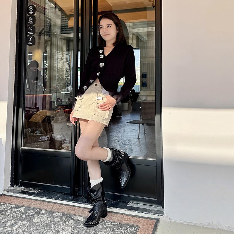 Super fire short boots pointed thick heel spring rivet stacking boots v mouth western cowboy martin boots female british style