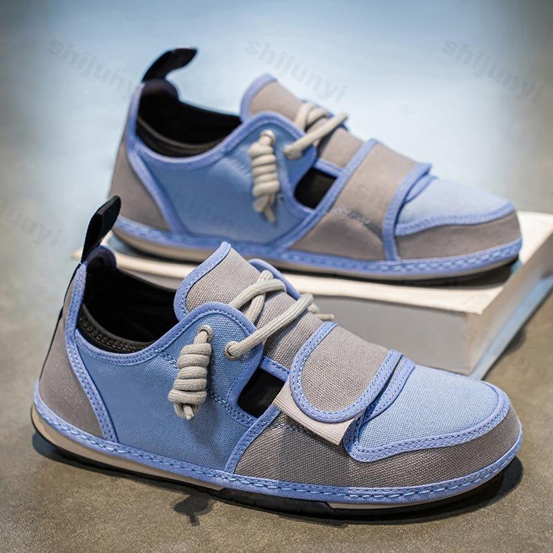 Summer Men's Canvas Shoes 2025 Anti Slip Fashion Students Board Shoe Lace Up Vulcanized Shoes Tenis Masculino Zapatillas Hombre