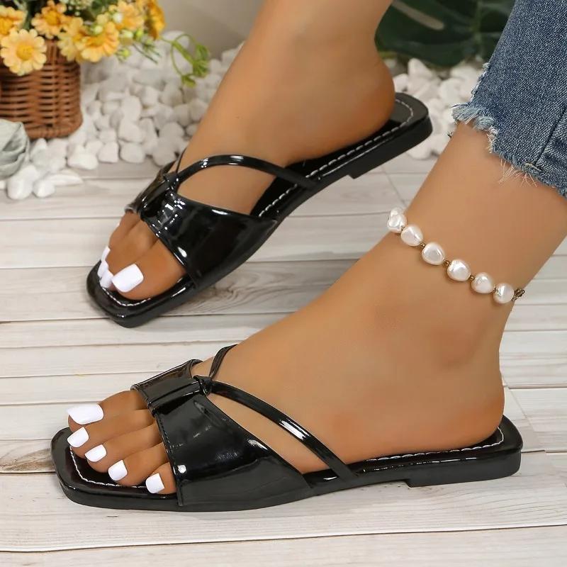 Fashion Plus Size 2025 Summer New Women’s Open Toe Slippers Hot Sale Square Toe Flat with Sandals for Daily Beach Slippers Zapatos