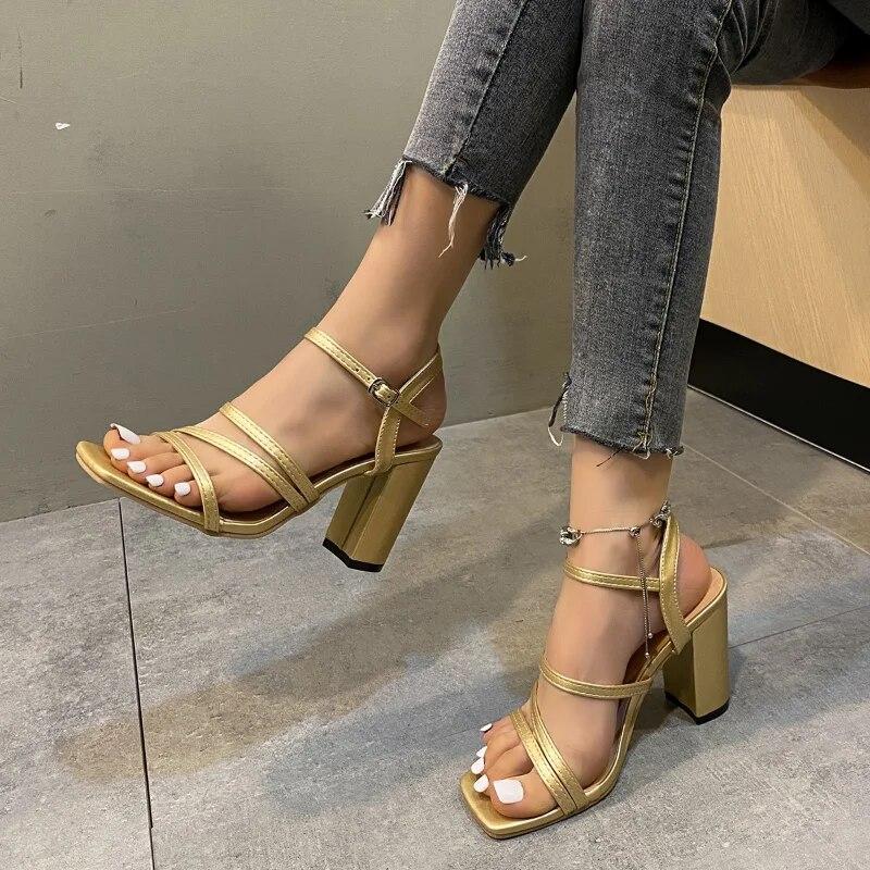 2024 New Women's Luxury Summer Sandals Brand Design High Heels Fashion Simple Solid Color Outdoor Sexy Open Toe Women's Slippers