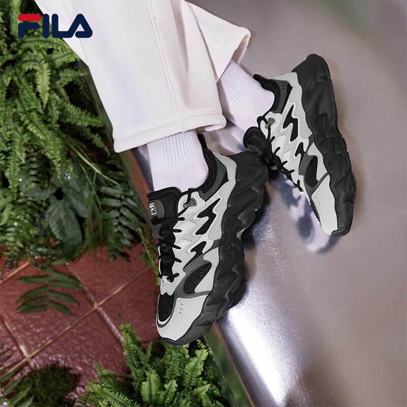 FILA Women s Ray Tracer 2 Chunky Casual Sneakers US W 8.5