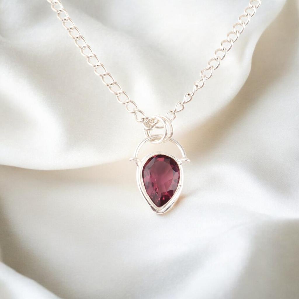 Rhodolite Gemstone 925 Sterling Silver Jewelry Handcrafted Pendant Gift For Mom PP-56-9