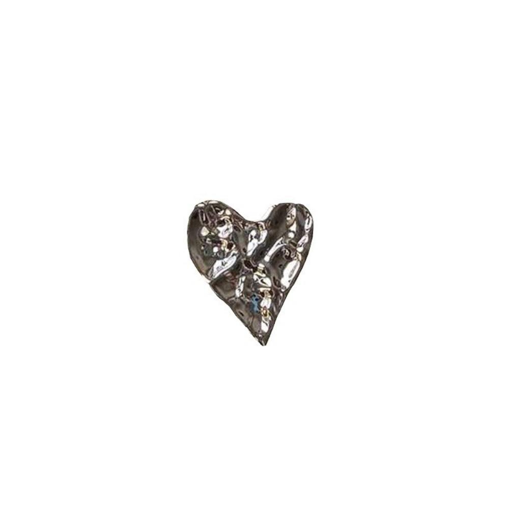 Persönlichkeitsdesign Übertrieben Unregelmäßige Falte Großes Herz Broschen für Damen Charme Trendige Metall Pins Anzug Kleidung Party Zubehör