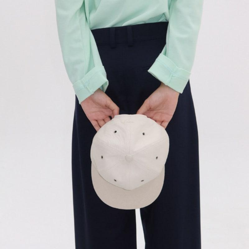 TAEY eyelet cap_ivory,beige