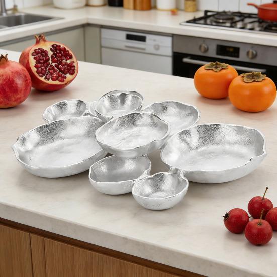 Cluster Serving Bowl Decorative 9-Grid Snack Serving Dish Multi Bowl Platter Modern Metal Tabletop Food Tray for Party Gathering Table Decor
