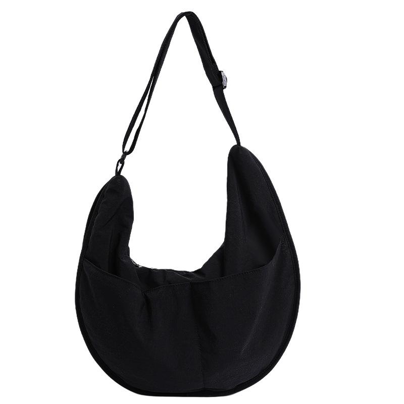 2025 Autumn and Winter New Korean Version of Large-capacity Casual Dumpling Bag Fashionable Versatile Nylon Commuter Shoulder Messenger Bag