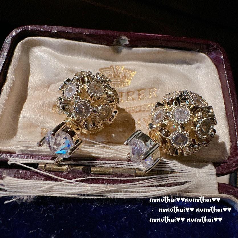 

Корона Фары, Серьги-шарики с камнями, С камнями, Позолота 18 карат, Серьги с крупнокаратными цирконами Сахарный куб