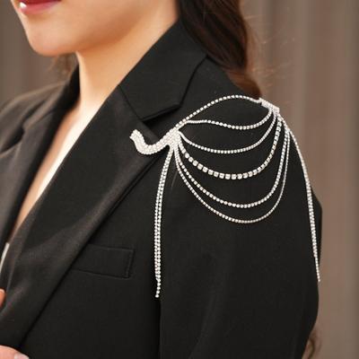 Broches en lichaamssieraden