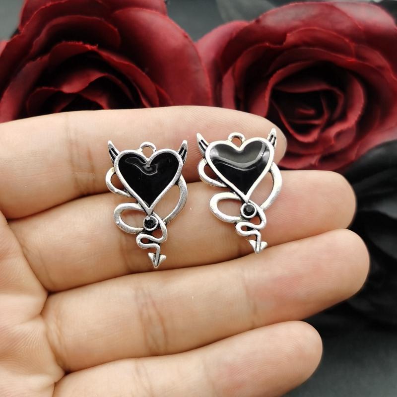 10pcs 18*27mm Heart Shape Wing Fox Cute Gothic Jewelry Charm Enamel Halloween Pendant DIY Necklace Earrings Handmade Accessories
