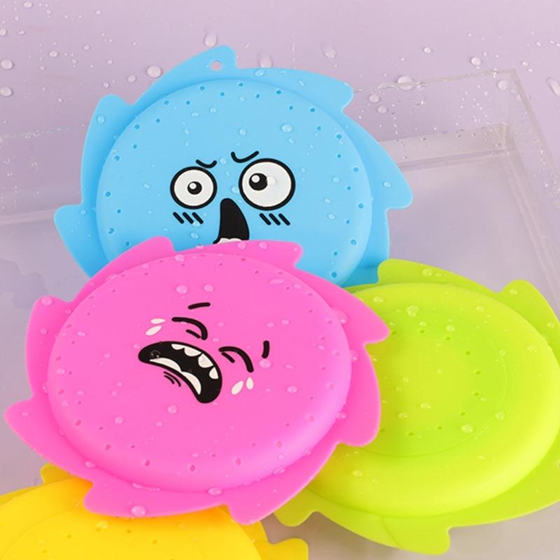 Pack of 3 Water Sprinkling Flying Disc Beach Toy with Soft Silicone Texture Suitable for Kids Water Game
