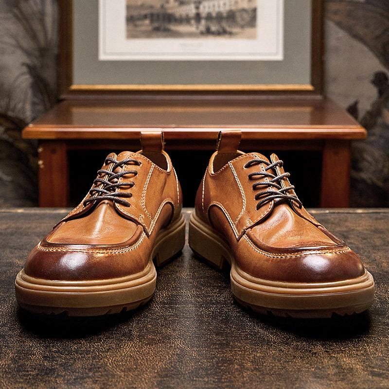 Fața simplă Pantofi din piele pentru bărbați de afaceri simpli. Pantofi din piele cu cap rotund