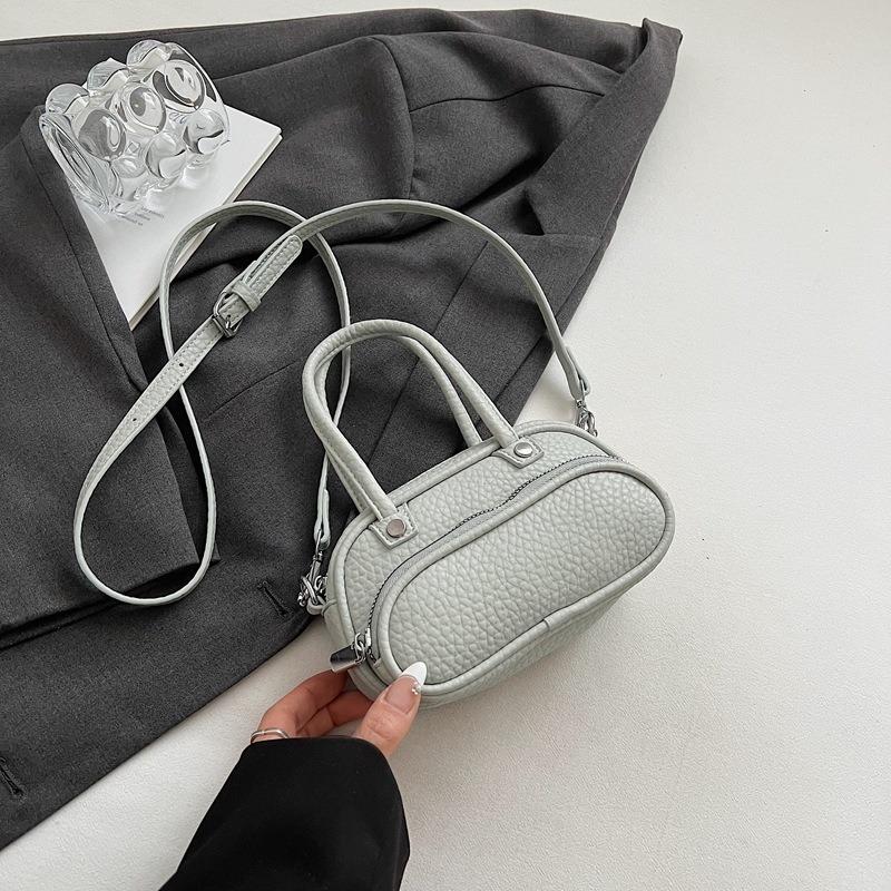 Summer Popular Small Bag Women's New Fashion Versatile Shoulder Bag Small Bag Messenger Bag