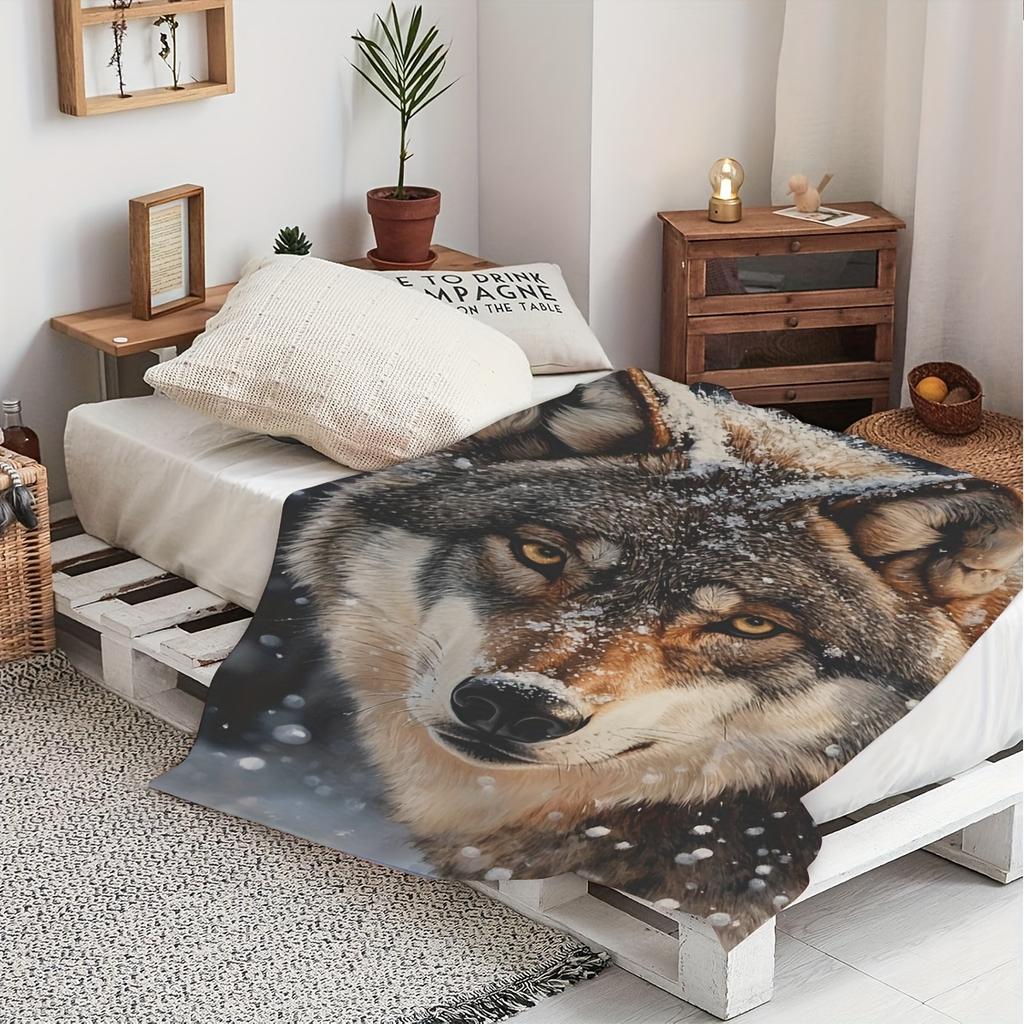 1pc Wolf Print Flannel Blanket, Soft Polyester Fiber, Versatile for Home Decor & Outdoor Use, Ideal for Valentine